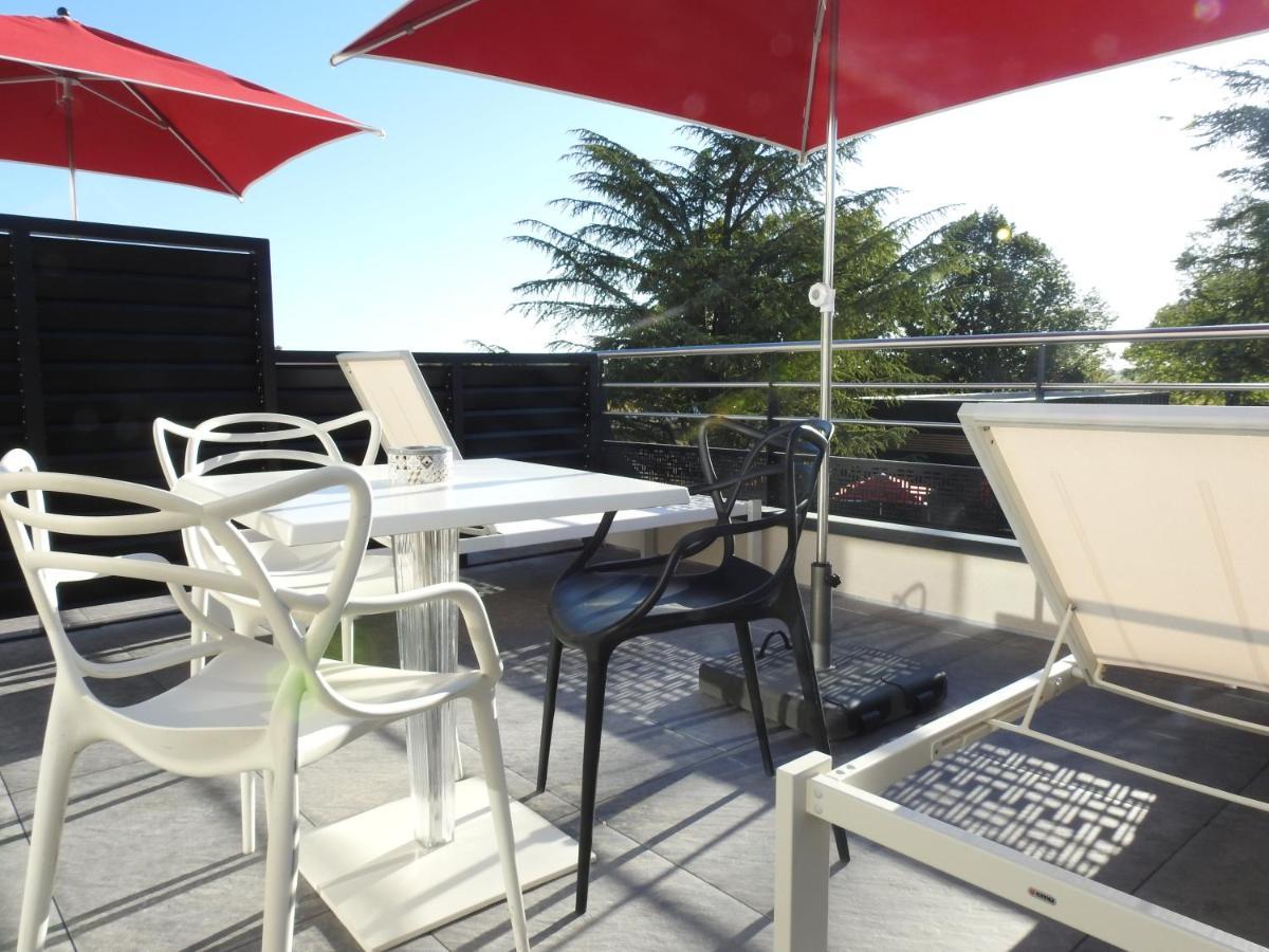 Logis Hotel Relais Saint Jacques - Chateauroux Déols 외부 사진